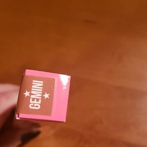 Jeffree star velour lip liner